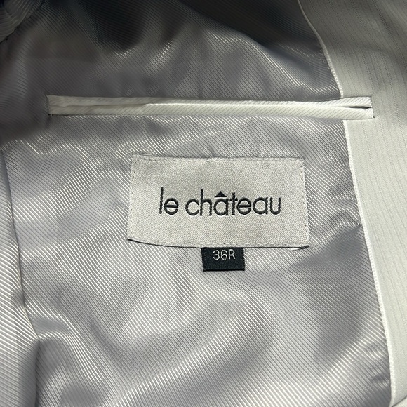 Le Chateau Men's Classic Suit - Picture 9 of 11